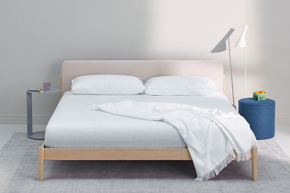 Apabila ruangan sempit dapat menggunakan ukuran kasur standar Double XL untuk ukuran kasur tidur 2 orang