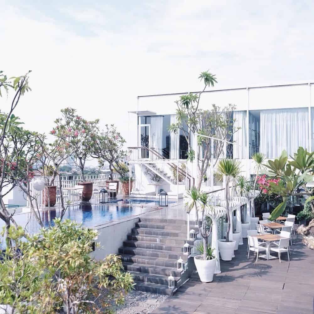 The Edge Rooftop Cafe Jakarta