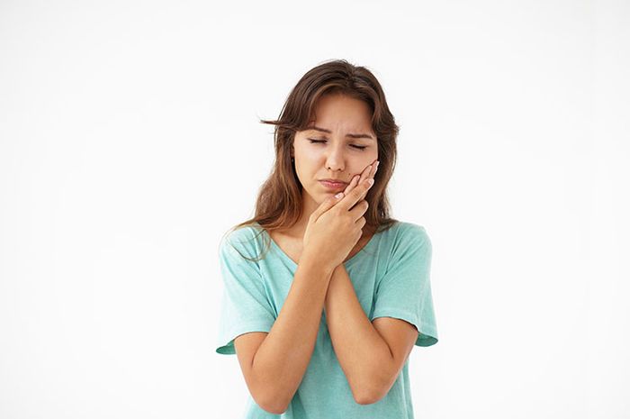 Cara Merawat Gigi Berlubang Agar Tidak Membesar